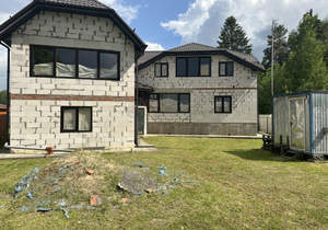 Дом 318м², 2-этажный, участок 10 сот.