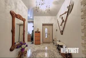 Коттедж 350м², 3-этажный, участок 15 сот.