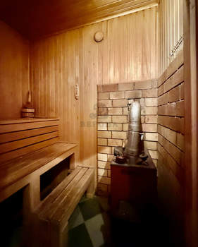 Дом 239м², 3-этажный, участок 6 сот.