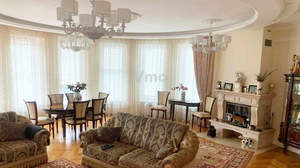 Дом 1000м², 2-этажный, участок 35 сот.