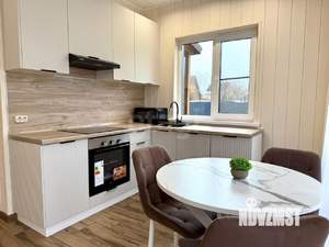 Дом 99м², 2-этажный, участок 7 сот.