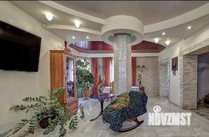 Коттедж 350м², 3-этажный, участок 15 сот.