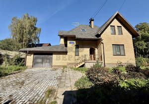 Дом 239м², 3-этажный, участок 6 сот.