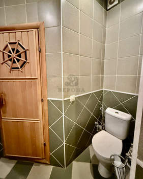 Дом 239м², 3-этажный, участок 6 сот.