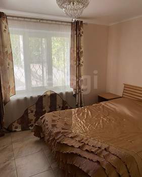 Дом 257м², 3-этажный, участок 17 сот.