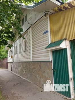 Дом 184м², 2-этажный, участок 6 сот.