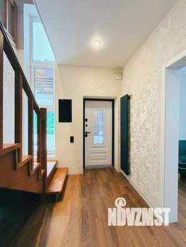 Дом 103м², 2-этажный, участок 8 сот.