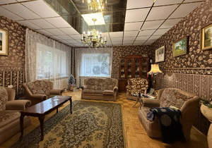 Дом 323м², 3-этажный, участок 13 сот.