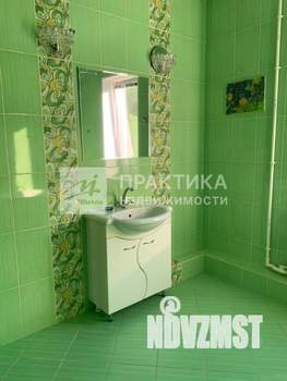 Дом 240м², 2-этажный, на длительный срок, 
