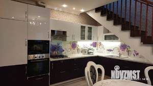 Дом 250м&sup2;, 2-этажный, на длительный срок, 