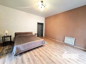 Дом 180м&sup2;, 2-этажный, посуточно, 