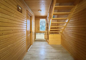 Дом 80м², 2-этажный, на длительный срок, 