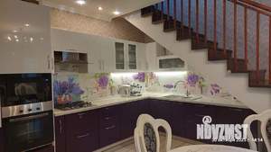 Дом 250м&sup2;, 2-этажный, на длительный срок, 