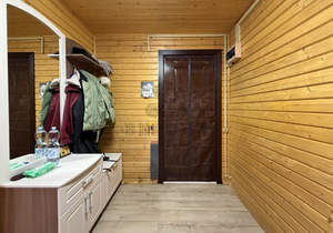 Дом 80м², 2-этажный, на длительный срок, 