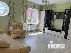 Дом 240м², 2-этажный, на длительный срок, 