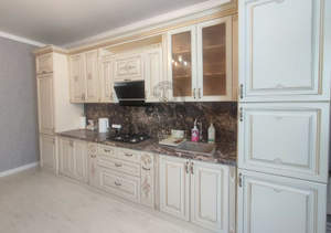 Дом 240м&sup2;, 2-этажный, участок 6 сот.  