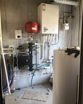 Дом 284м², 2-этажный, участок 5 сот.  