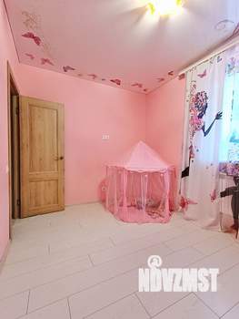 Дом 235м², 2-этажный, участок 6 сот.  