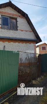 Дом 32м&sup2;, 2-этажный, участок 5 сот.  