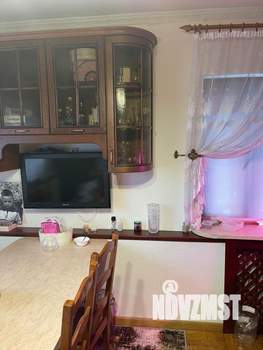 Дом 201м&sup2;, 2-этажный, участок 15 сот.  