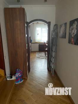 Дом 201м&sup2;, 2-этажный, участок 15 сот.  