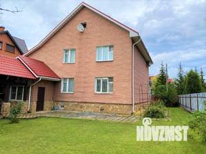 Дом 260м², 3-этажный, участок 9 сот.  