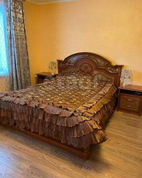 Дом 257м², 3-этажный, участок 17 сот.  