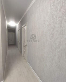 Дом 240м&sup2;, 2-этажный, участок 6 сот.  