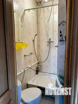 Дом 70м&sup2;, 2-этажный, участок 6 сот.  