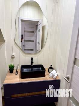 Дом 99м&sup2;, 2-этажный, участок 7 сот.  