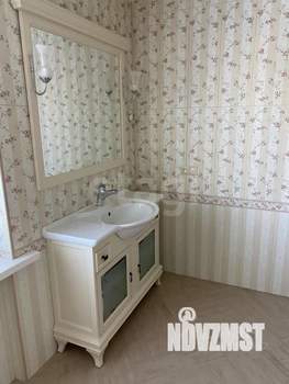 Дом 257м², 3-этажный, участок 17 сот.  