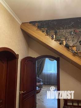 Дом 201м&sup2;, 2-этажный, участок 15 сот.  