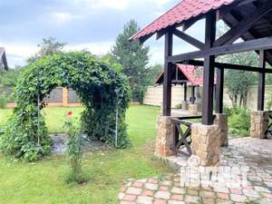 Дом 260м², 3-этажный, участок 9 сот.  