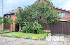 Дом 260м², 3-этажный, участок 9 сот.  