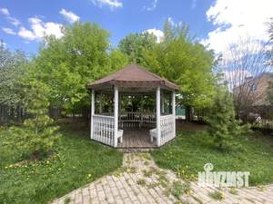 Дом 340м&sup2;, 3-этажный, участок 10 сот.  