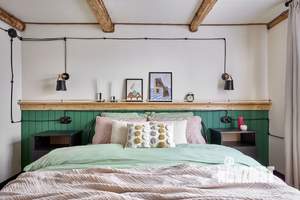 Дом 60м&sup2;, 2-этажный, участок 6 сот.  