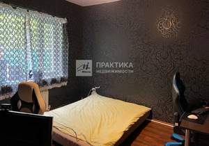 Дом 100м&sup2;, 2-этажный, участок 5 сот.  