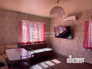 Дом 100м&sup2;, 2-этажный, участок 5 сот.  