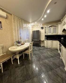 Дом 128м², 2-этажный, участок 8 сот.  