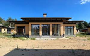 Дом 220м&sup2;, 1-этажный, участок 9 сот.  