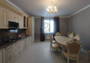 Дом 240м&sup2;, 2-этажный, участок 6 сот.  