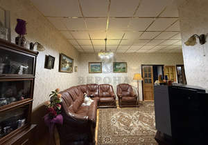 Дом 323м², 3-этажный, участок 13 сот.  