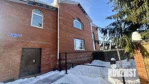 Дом 287м&sup2;, 4-этажный, участок 8 сот.  