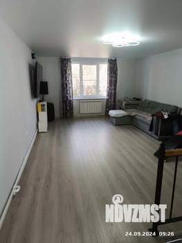 Дом 110м&sup2;, 2-этажный, участок 3 сот.  