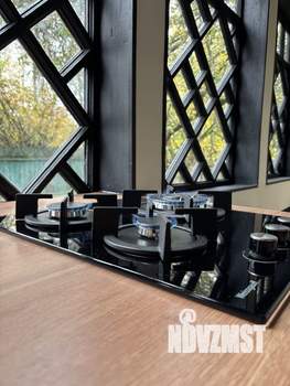 Дом 60м&sup2;, 2-этажный, участок 6 сот.  