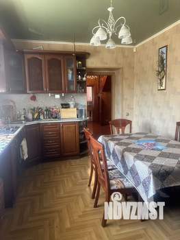 Коттедж 310м², 2-этажный, участок 8 сот.  