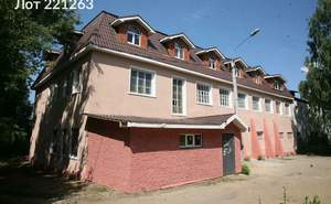 Дом 1150м², 3-этажный, участок 8 сот.  