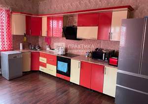 Дом 100м&sup2;, 2-этажный, участок 5 сот.  