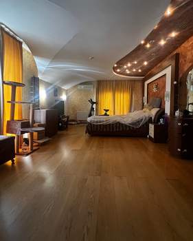 Дом 240м², 2-этажный, участок 6 сот.  