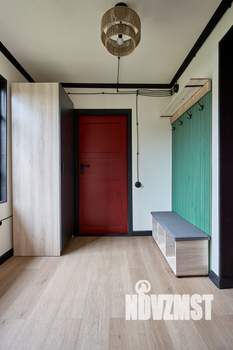 Дом 60м&sup2;, 2-этажный, участок 6 сот.  